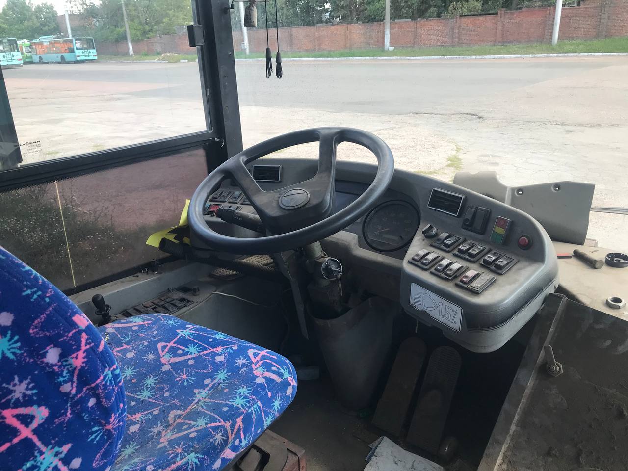 Чернигов, ЛАЗ E183D1 № 480