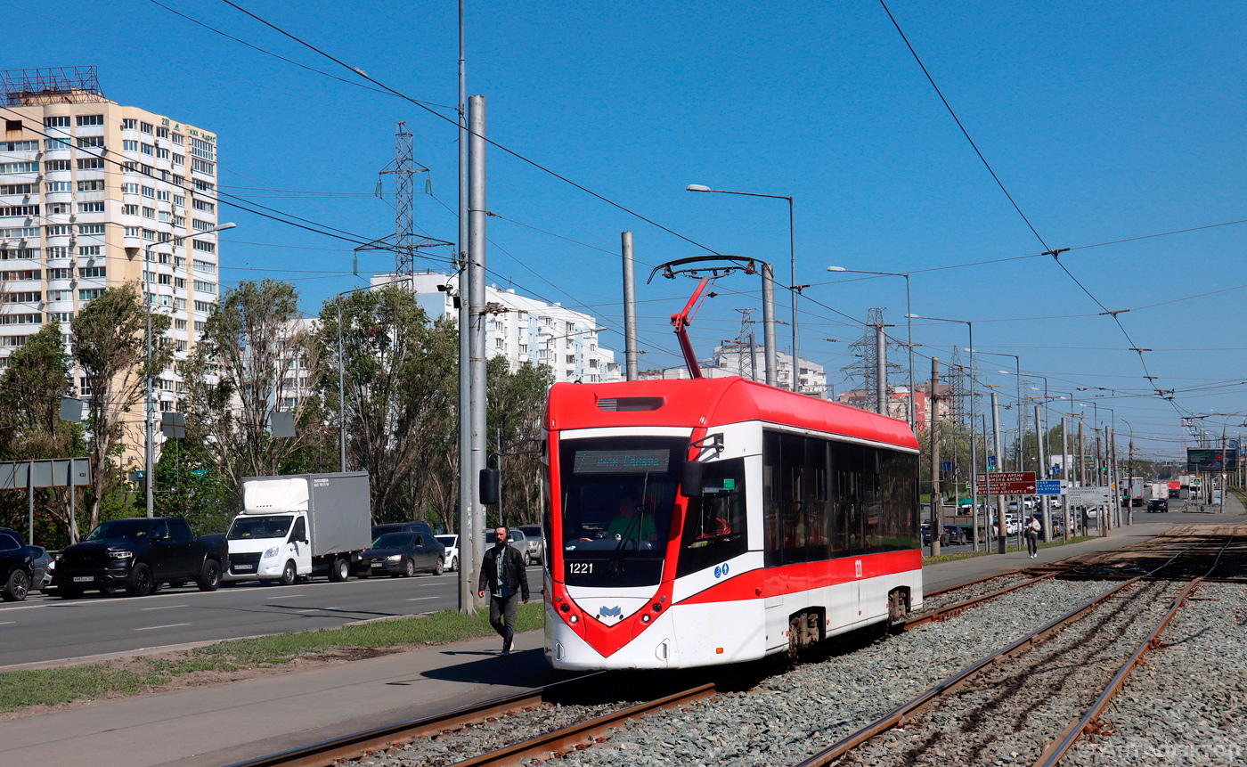 Самара, БКМ Т811 № 1221
