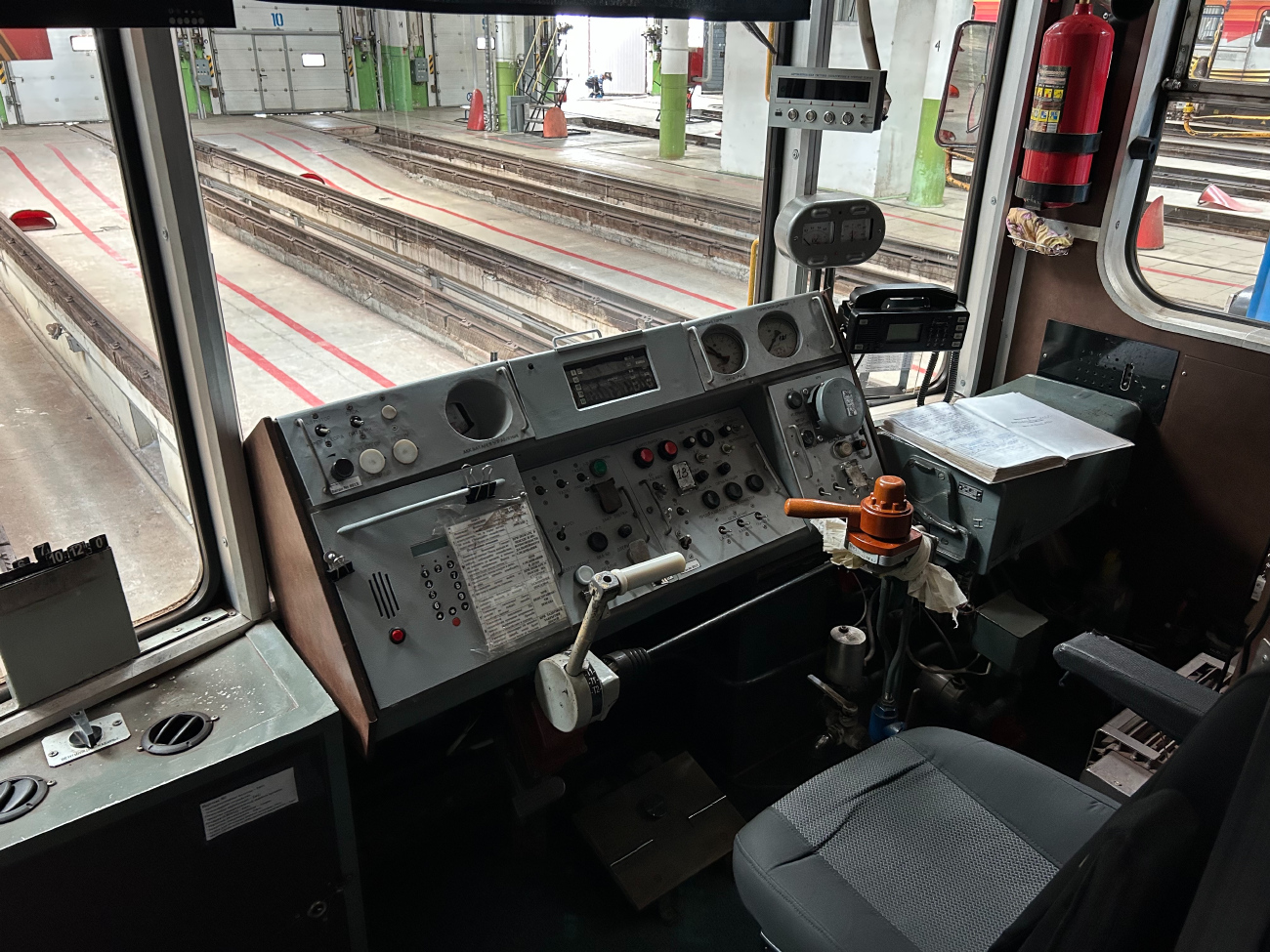 Екатеринбург, 81-717.5 (ЛВЗ/ВМ) № 8913