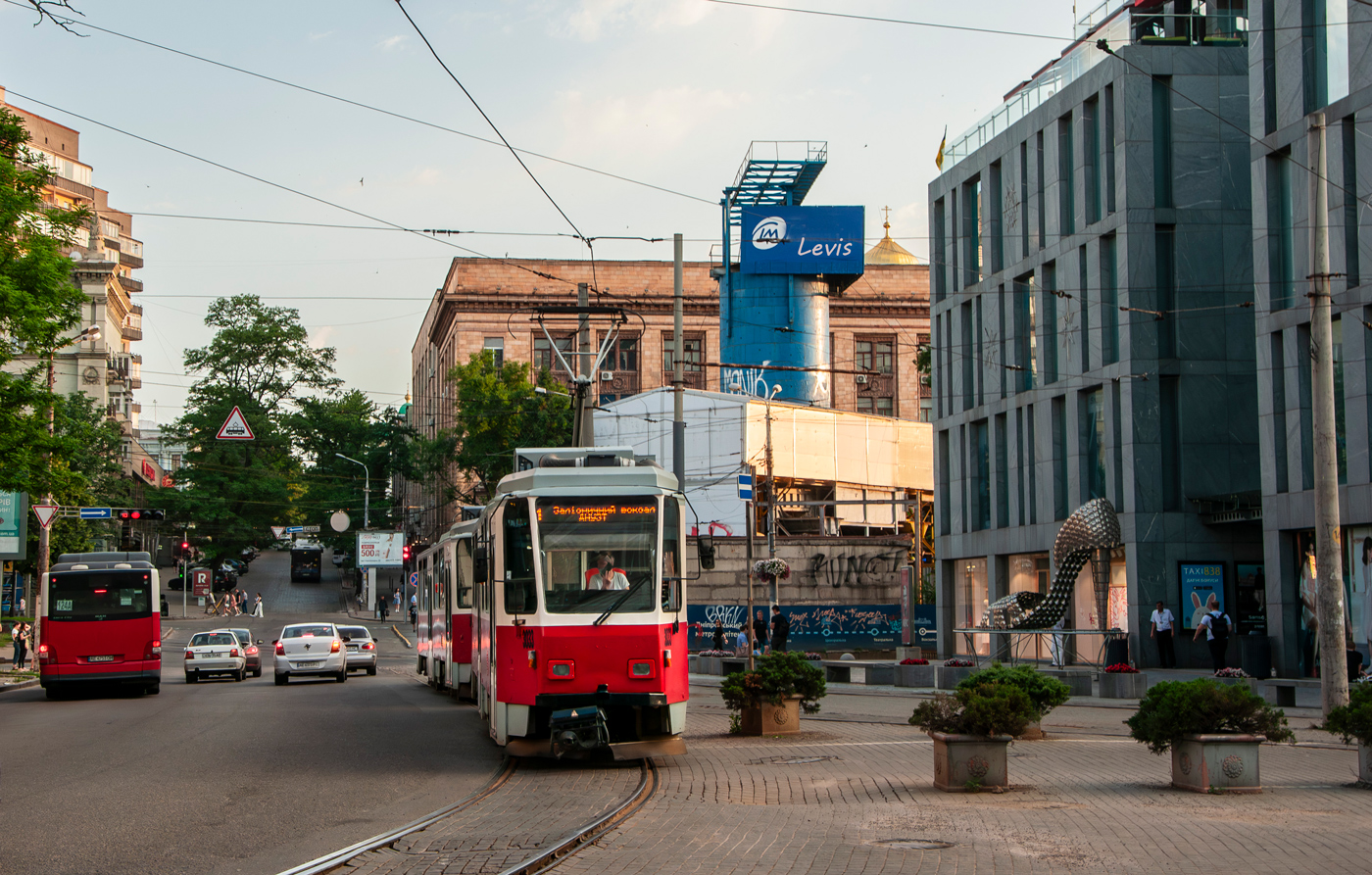 Днепр, Tatra T6A2M № 3033