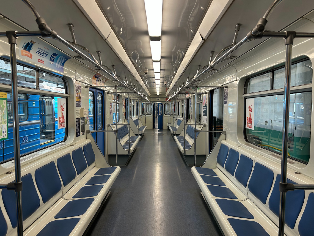 Екатеринбург, 81-717.5 (ЛВЗ/ВМ) № 8910