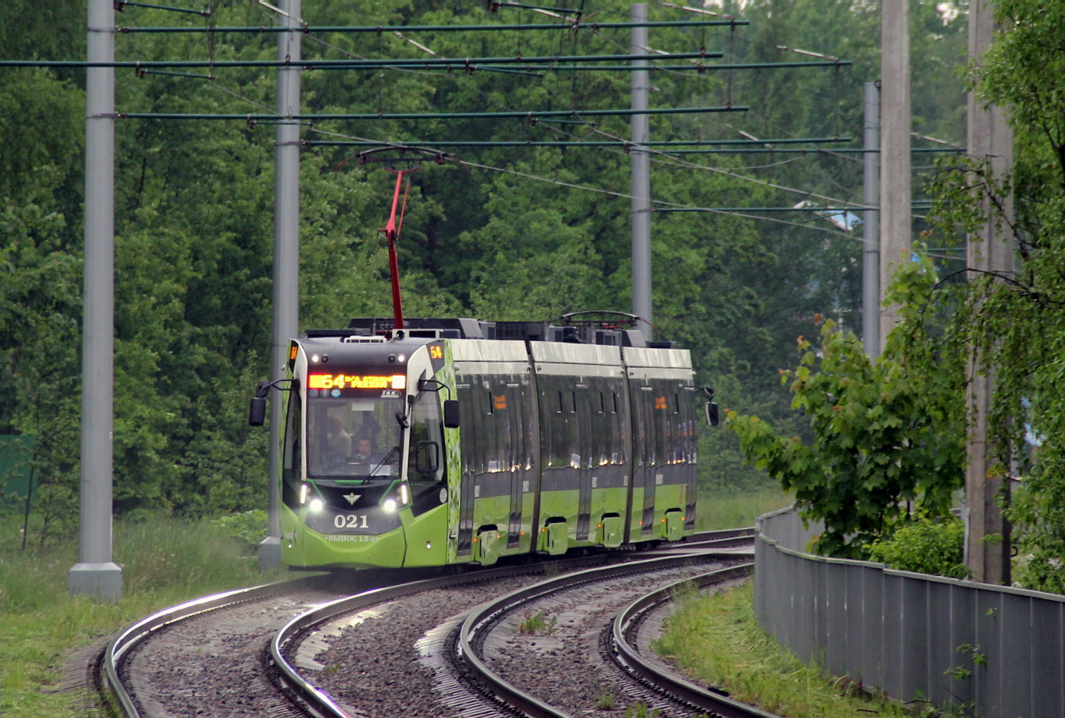 Szentpétervár, Stadler B85600M — 021