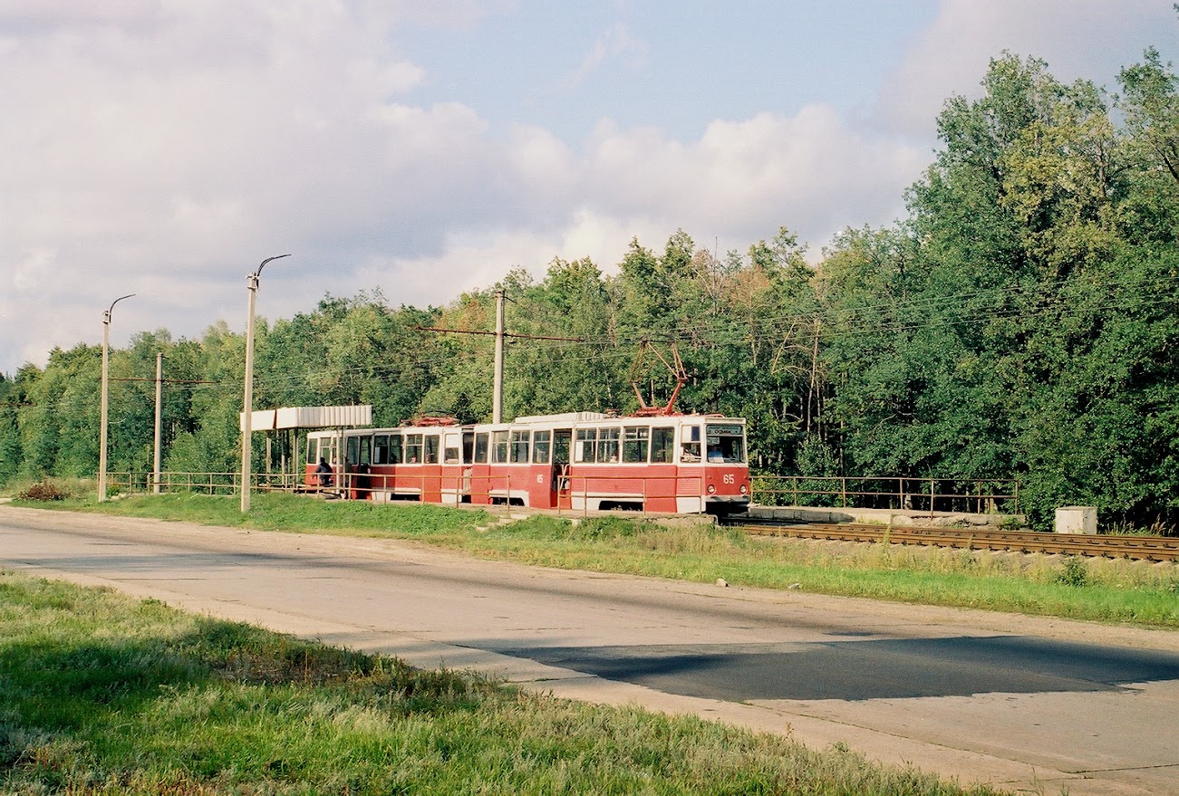 Старый Оскол, 71-605 (КТМ-5М3) № 65; Старый Оскол — Исторические фотографии [1976-2003]; Старый Оскол — Остановочные пункты