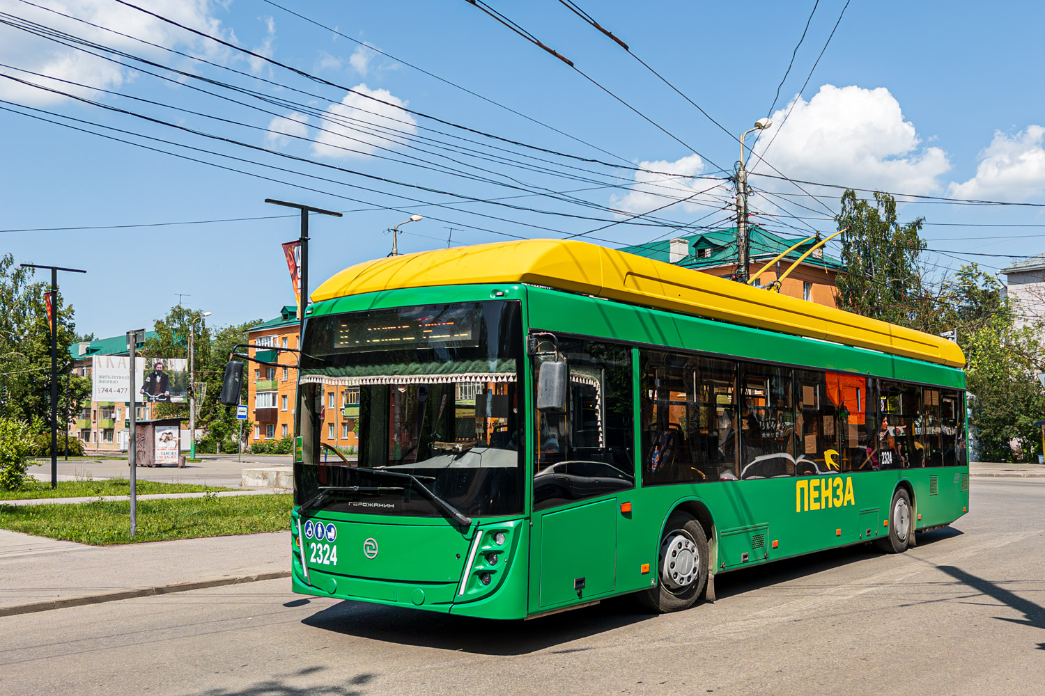 Пенза, УТТЗ-6241.01 «Горожанин» № 2324