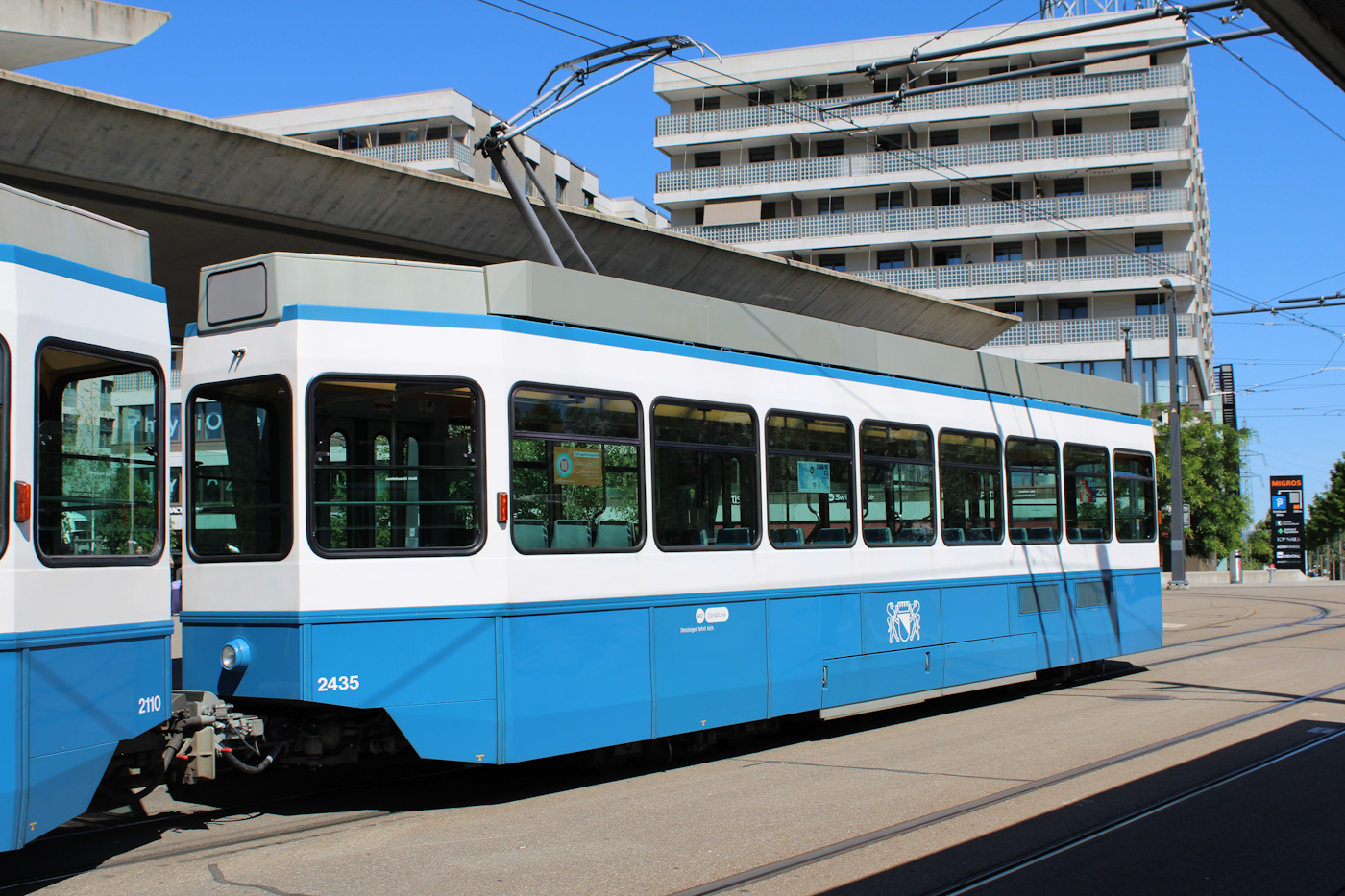 Цюрих, SWP/SIG/ABB Be 2/4 "Tram 2000 Pony" № 2435