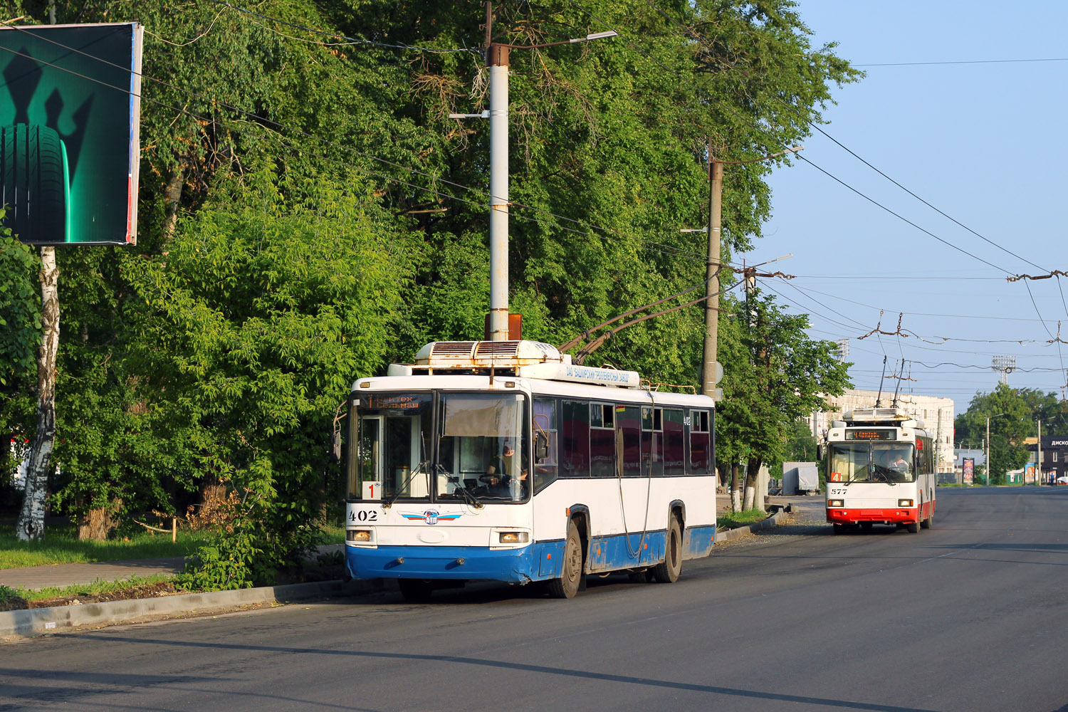 Киров, БТЗ-52767Р № 402