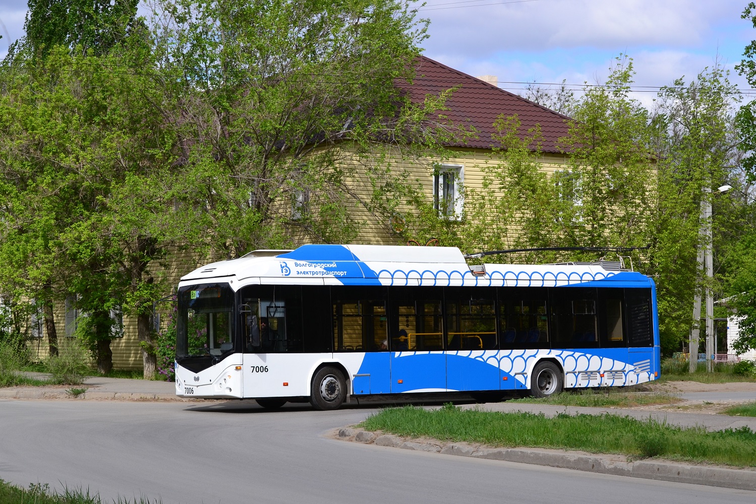 Волгоград, БКМ 32100D № 7006