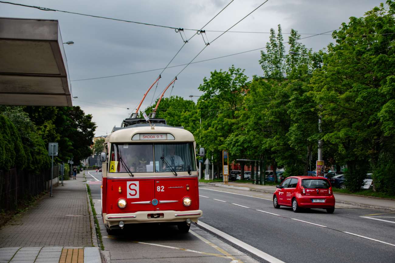 Острава, Škoda 9TrH23 № 82