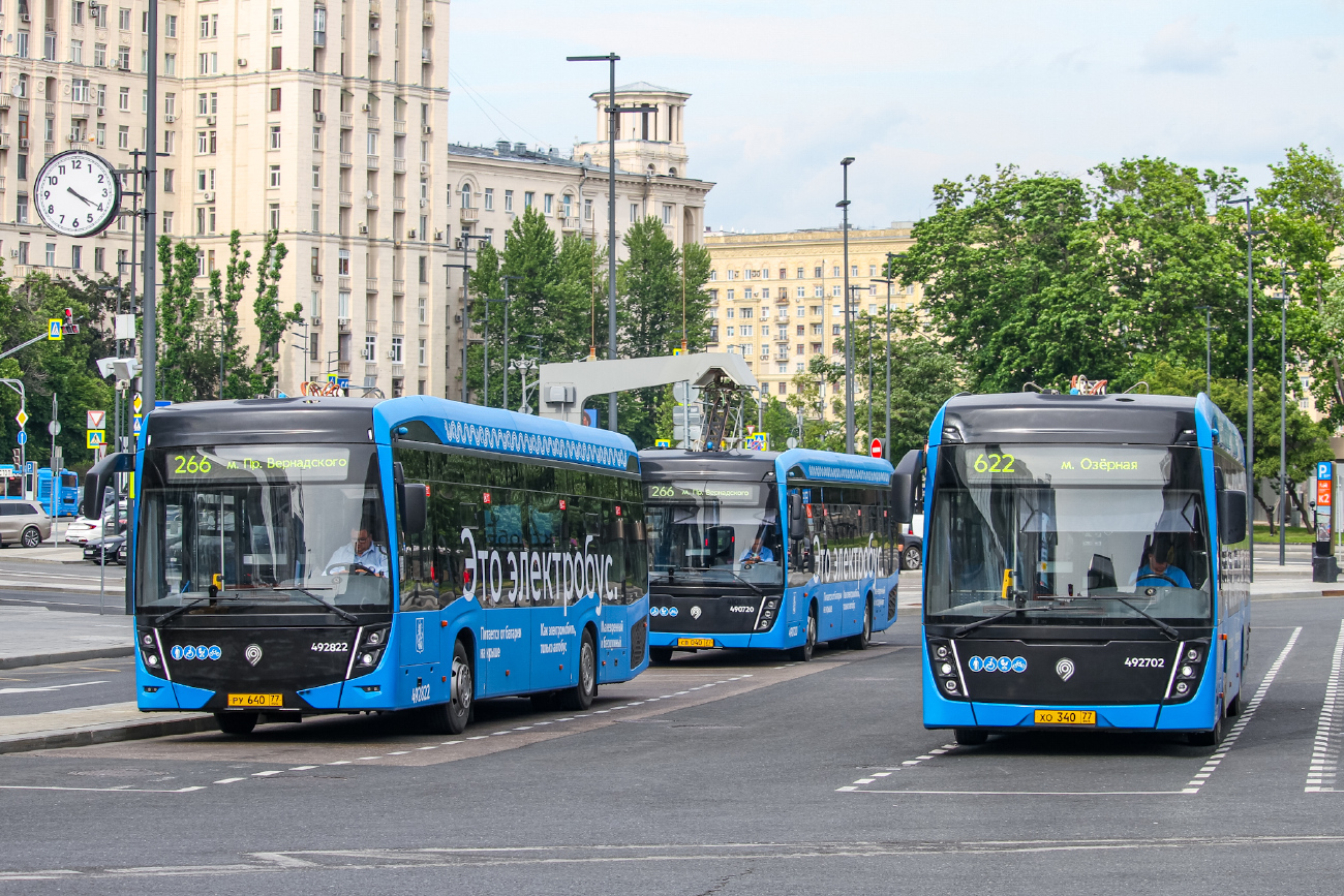 Москва, КАМАЗ-6282 № 492822; Москва, КАМАЗ-6282 № 492702