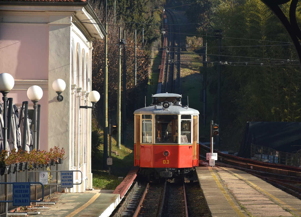Турин, Четырёхосный моторный вагон № D.3; Турин — Зубчатая железная дорога — Tranvia Sassi-Superga