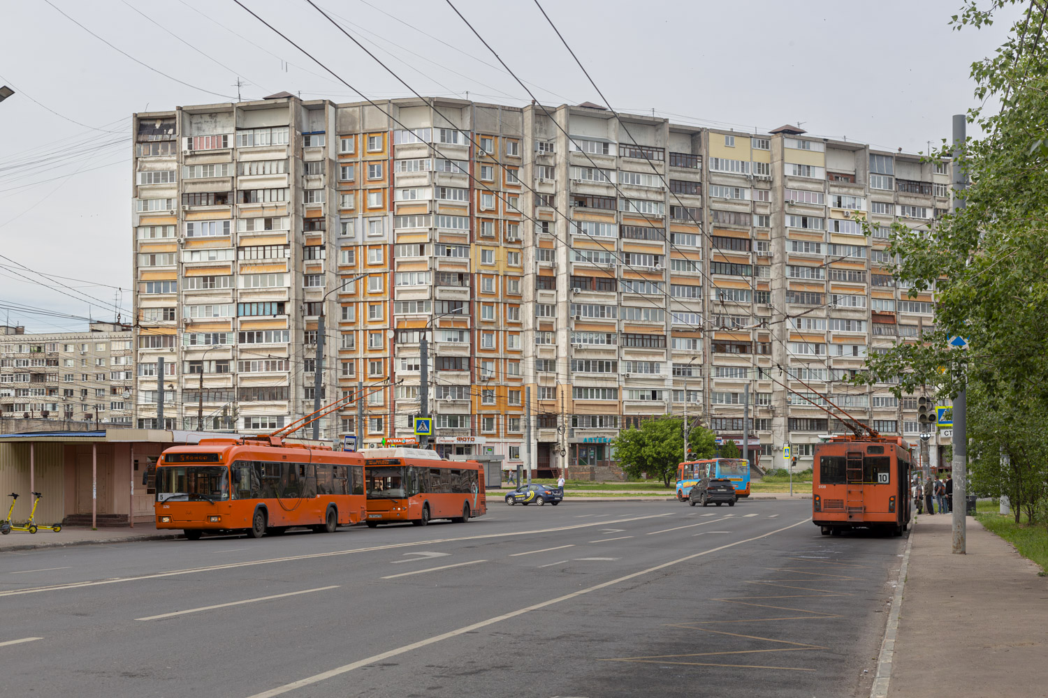 Нижний Новгород, БКМ 321 № 3210; Нижний Новгород, СВАРЗ-МАЗ-6235.00 № 3108