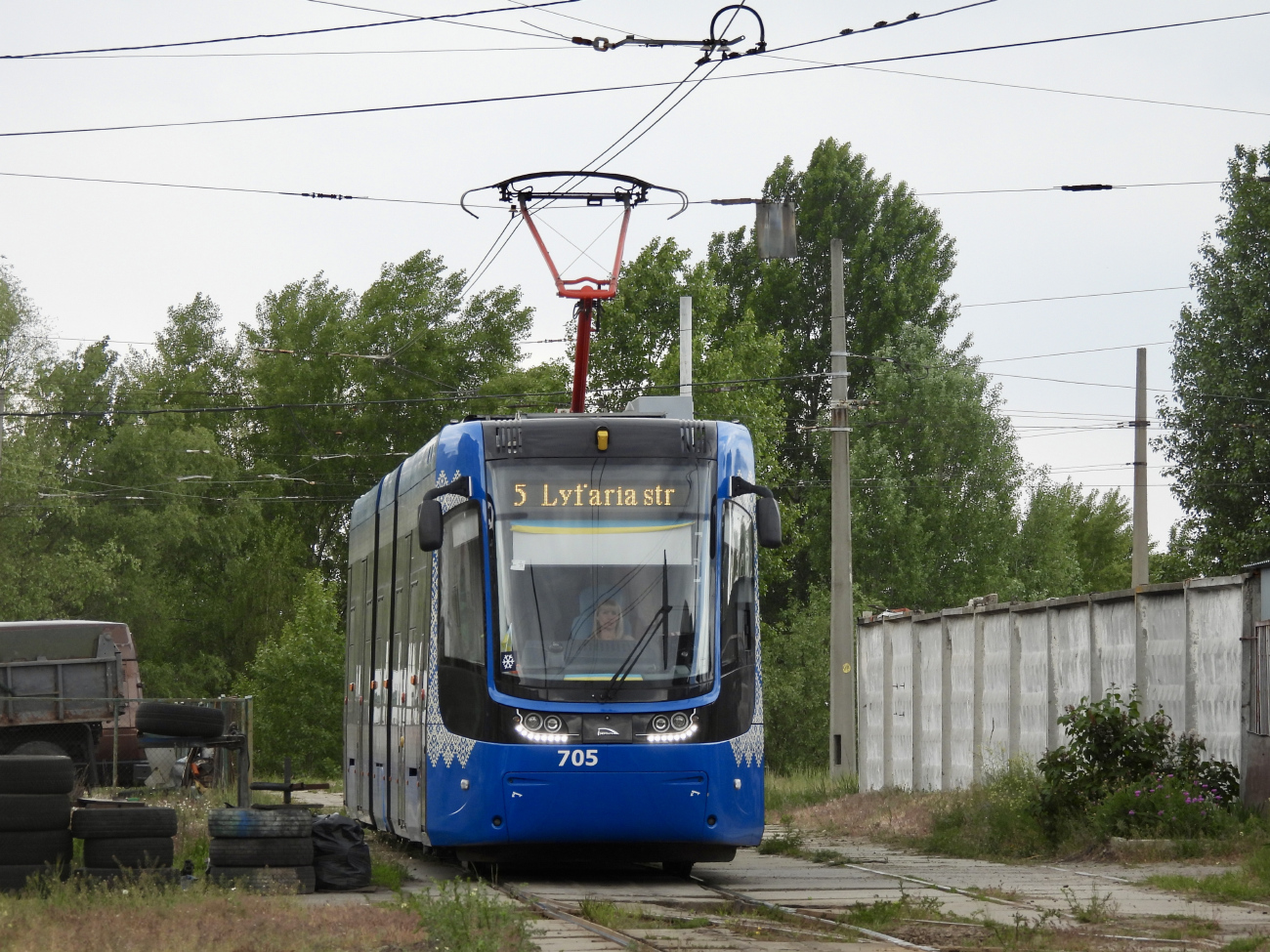 Kijev, PESA 71-414K-2 (Fokstrot) — 705