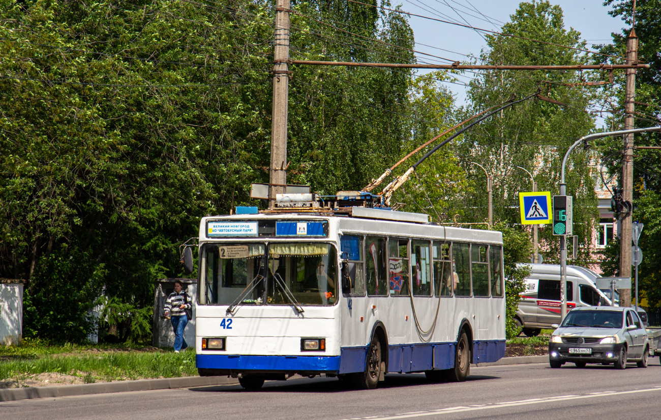 Великий Новгород, ВМЗ-5298-20 № 42