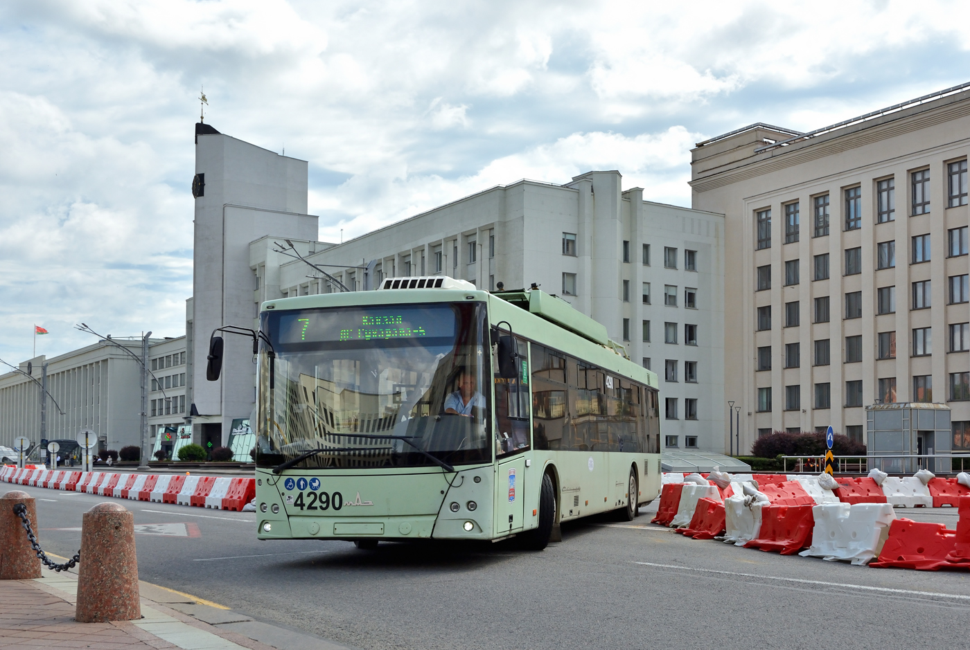 Mińsk, MAZ-203T70 Nr 4290