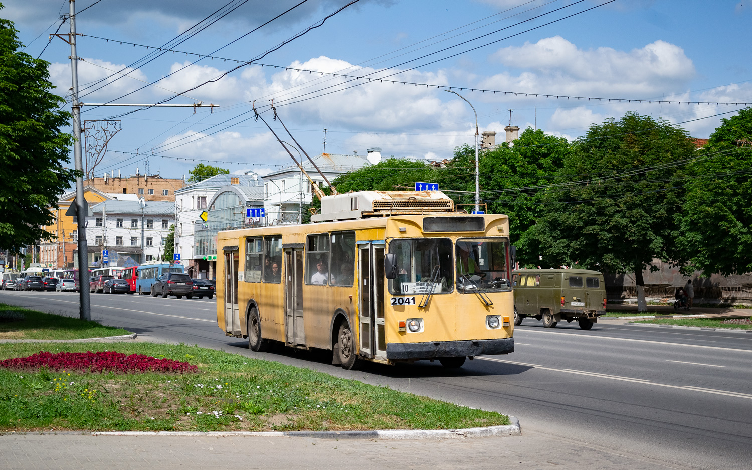 Рязань, ЗиУ-682ГМ1 (с широкой передней дверью) № 2041