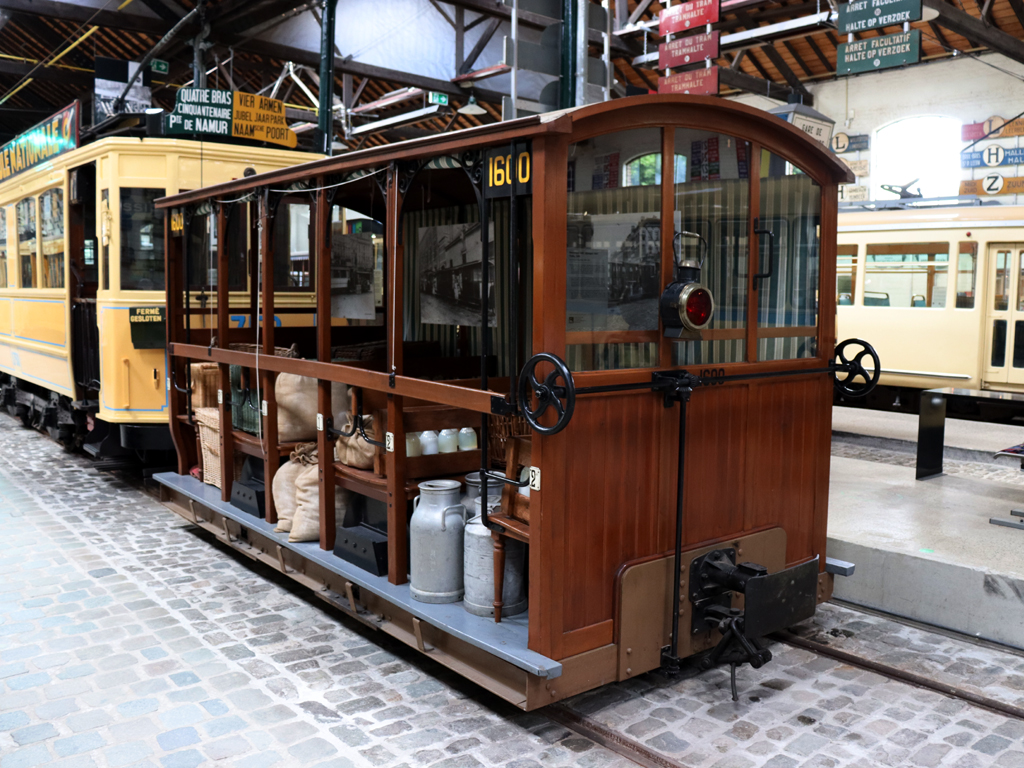 Брюссель, Двухосный прицепной Nivelles № 1600