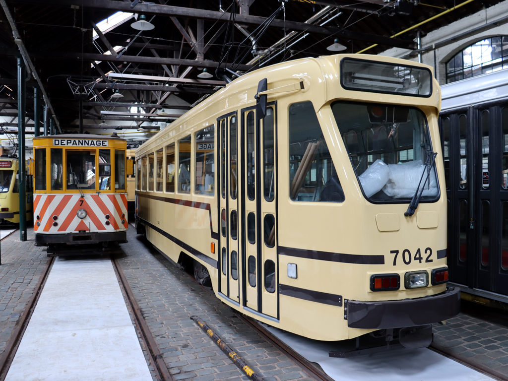 Брюссель, BN PCC серия 7000 № 7042