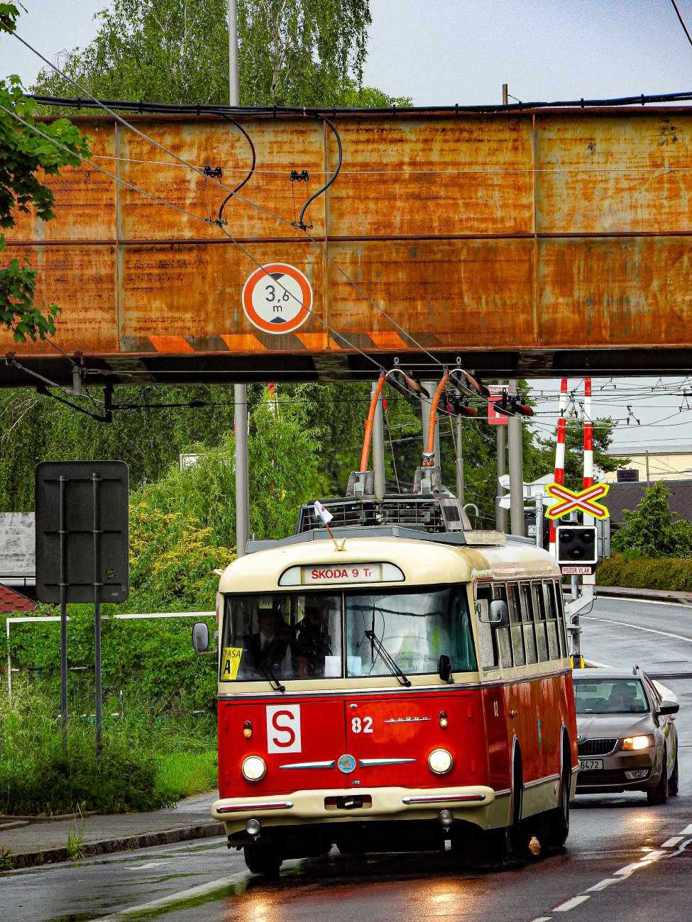 Острава, Škoda 9TrH23 № 82