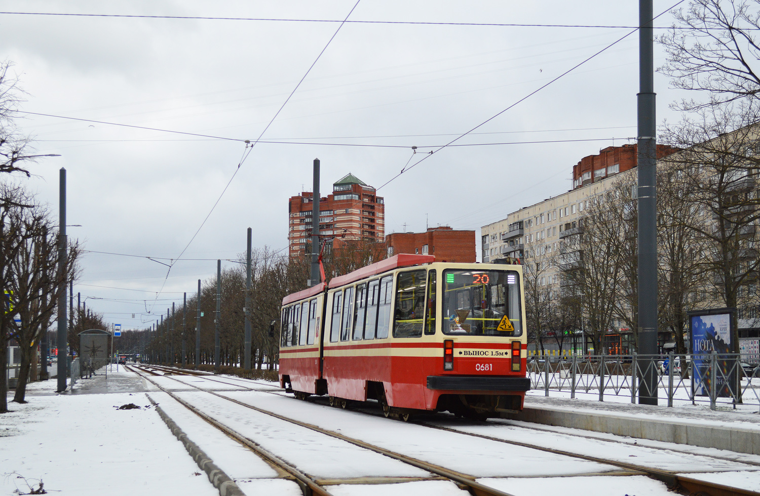 სანქტ-პეტერბურგი, LVS-86M2 № 0681