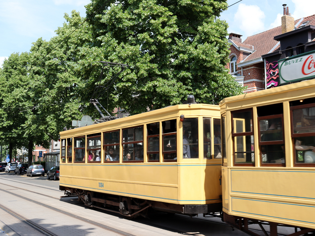Брюссель, T. B. Standard моторный № 1064; Брюссель — 100 лет линии 39 (15/06/2025)