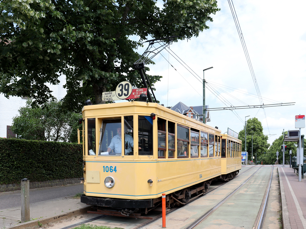 Брюссель, T. B. Standard моторный № 1064; Брюссель — 100 лет линии 39 (15/06/2025)