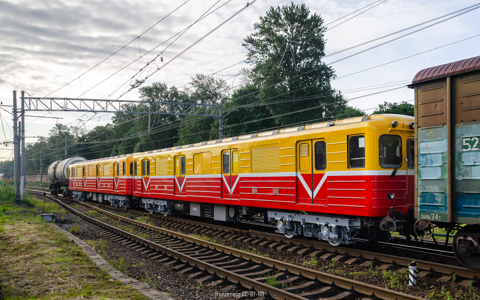 Санкт-Петербург, 81-581 № ЭКА-004; Санкт-Петербург — Метрополитен — Перегонка вагонов метро по ж/д