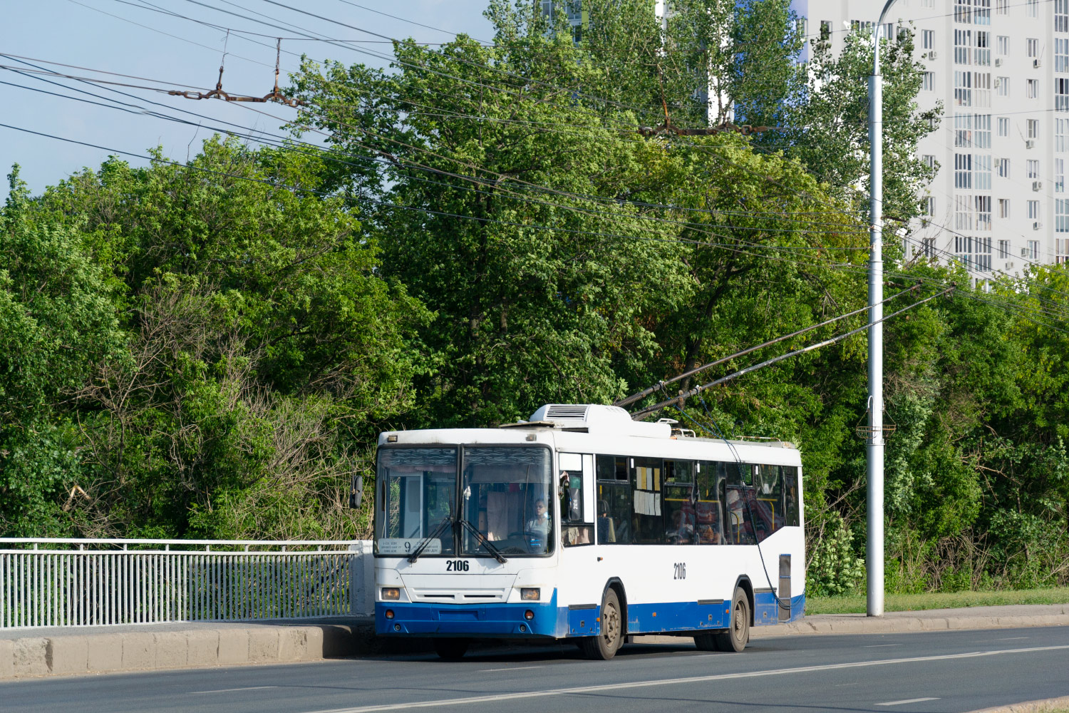 Уфа, НефАЗ-БТЗ 52765А № 2106