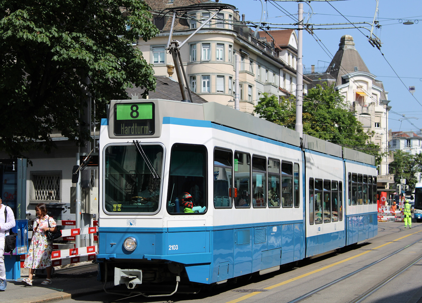 Цюрих, SWP/SIG/ABB Be 4/8 "Tram 2000 Sänfte" № 2103