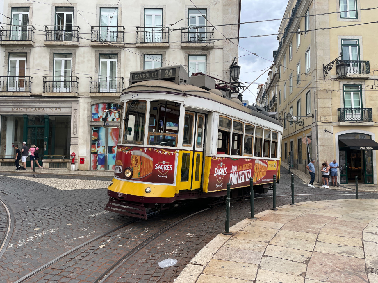 Lisbon, Carris 2-axle motorcar (Remodelado) nr. 547