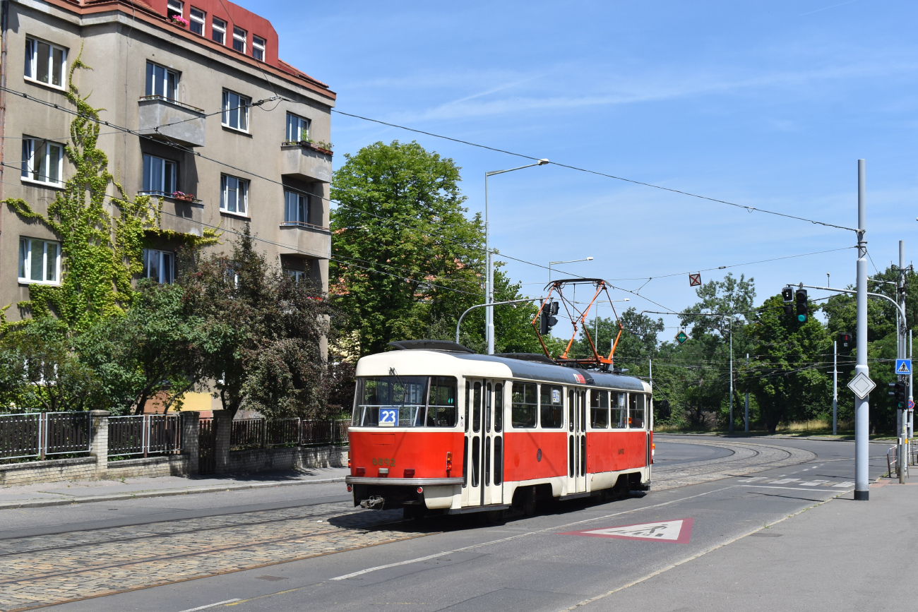 Прага, Tatra T3 № 6892