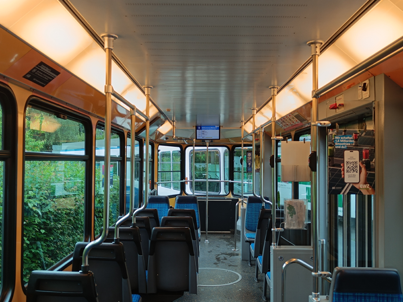 Ciurichas, SWP/SIG/ABB Be 2/4 "Tram 2000 Pony" nr. 2430