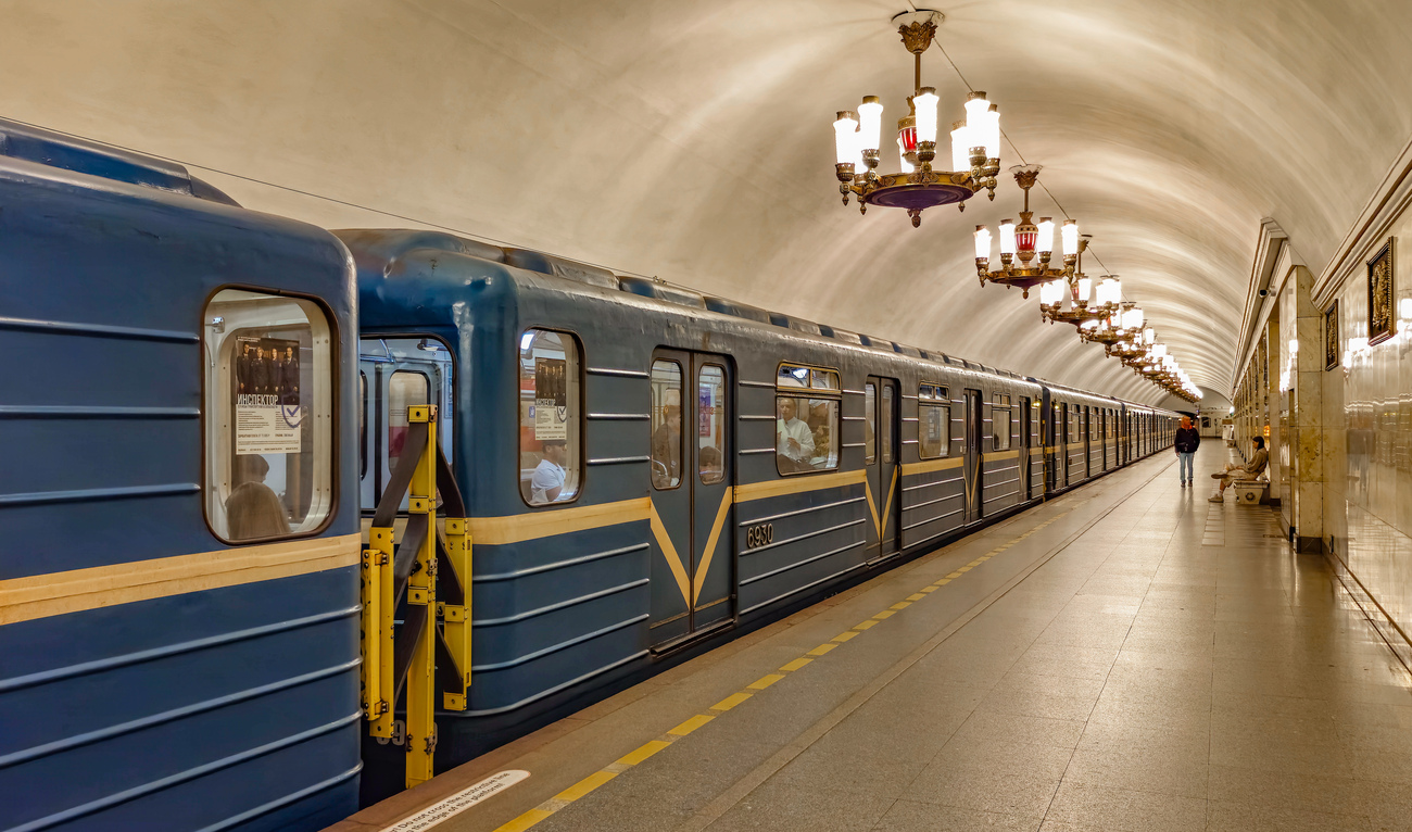 Saint-Petersburg, Em-501 Br. 6930