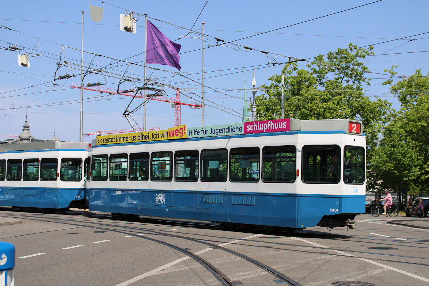 Zürich, SWP/SIG/ABB Be 2/4 "Tram 2000 Pony" Nr. 2431