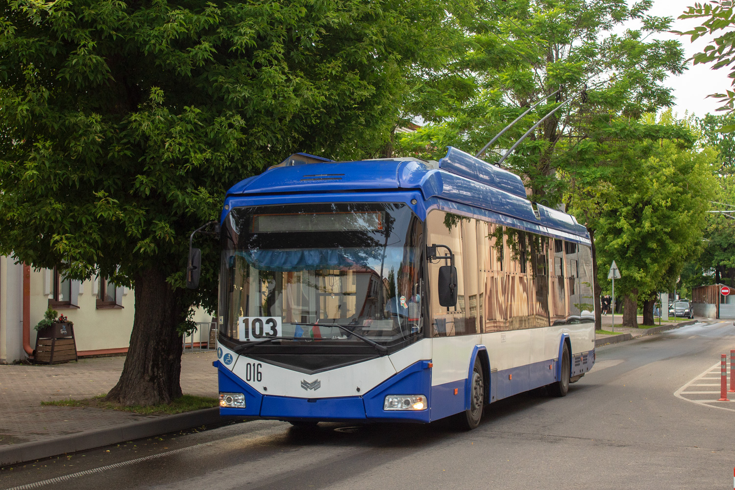 Брест, БКМ 321 № 016