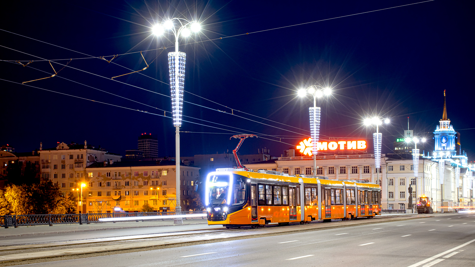 Екатеринбург, 71-665-02 «Арктур» № 899