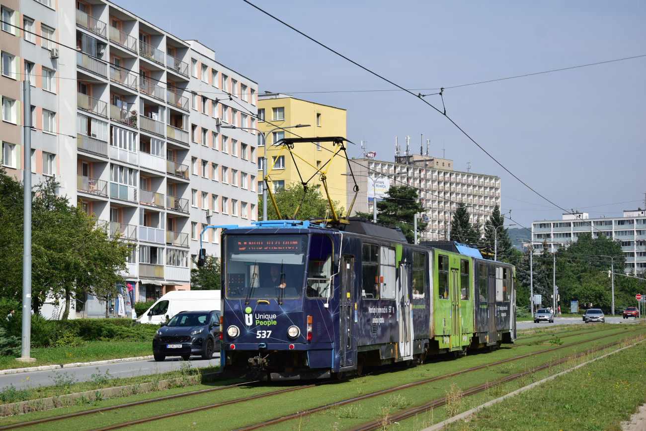 Cassovie, Tatra KT8D5 N°. 537