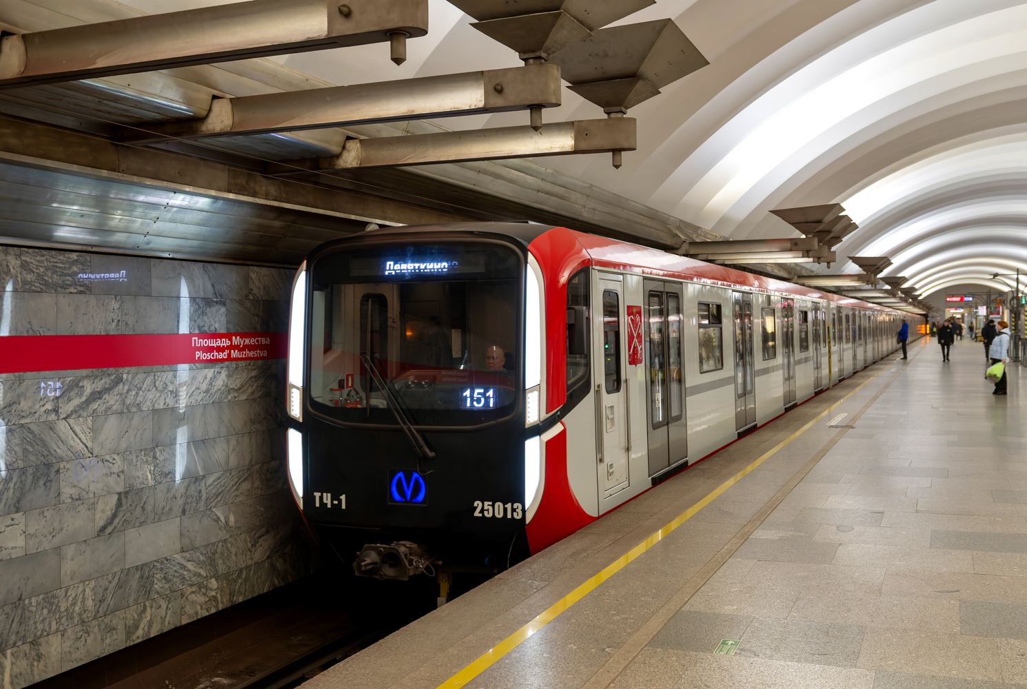 Szentpétervár, 81-725.1 "Baltiets" — 25013