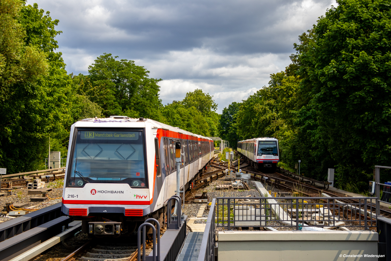 Hamburg, HHA DT4.6 č. 216; Hamburg — U-Bahn — Linie U1; Hamburg — U-Bahn — Linie U3