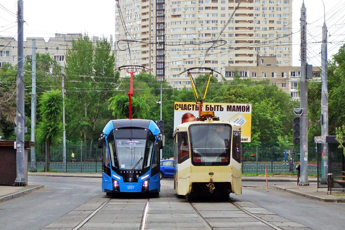 Саратов, 71-911ЕМ «Львёнок» № 1027; Саратов, 71-619КТ № 1005