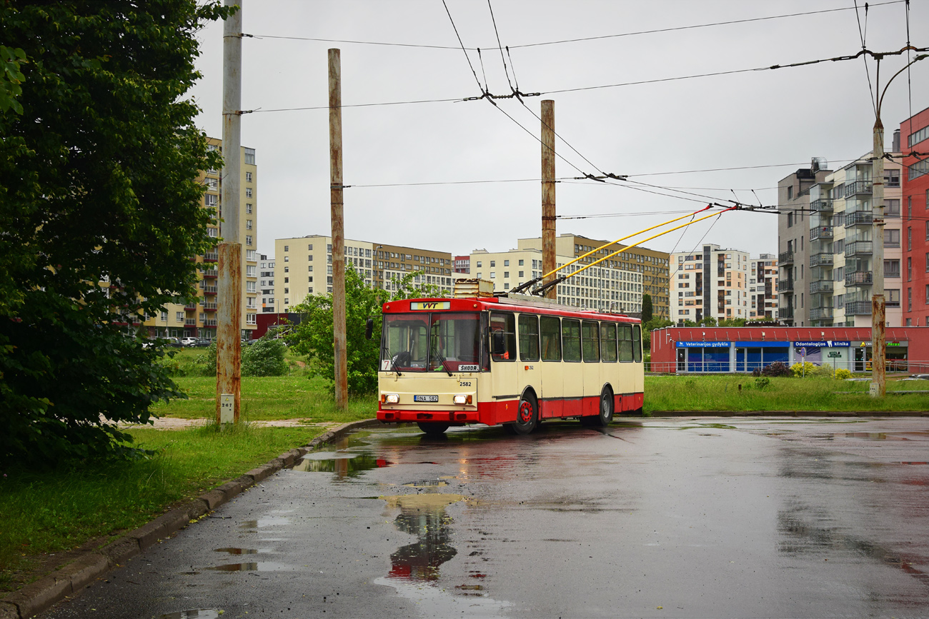 Вильнюс, Škoda 14Tr07 № 2582