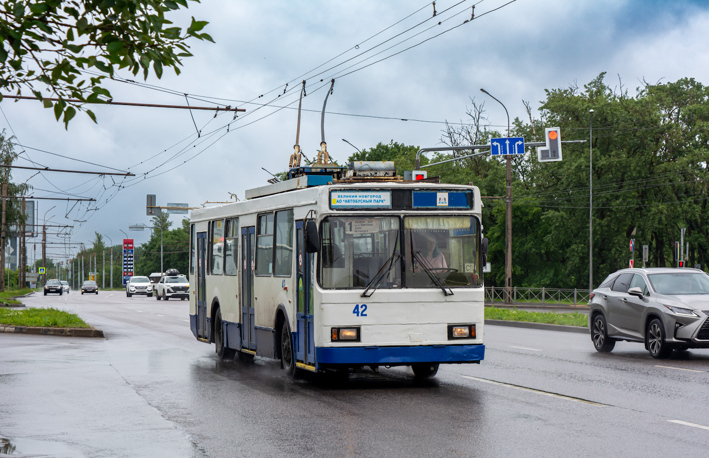 Великий Новгород, ВМЗ-5298-20 № 42