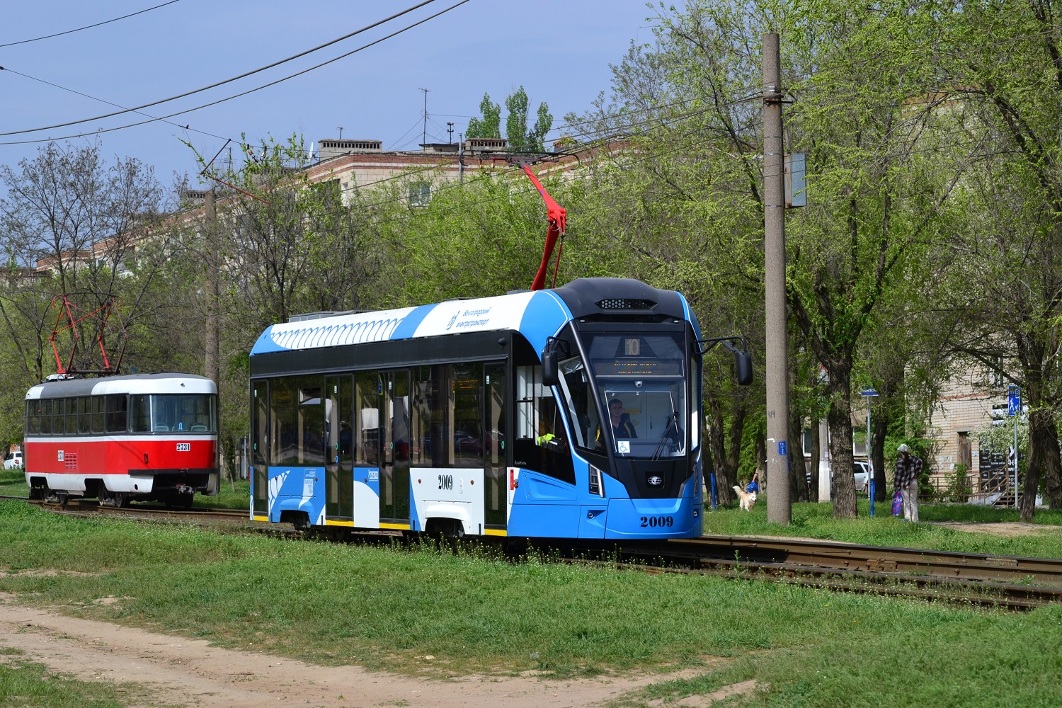 Волгоград, 71-911ЕМ «Львёнок» № 2009