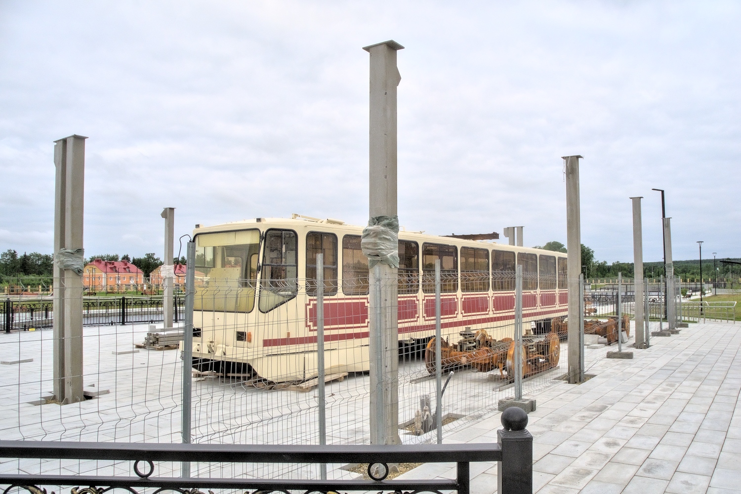 Волчанськ, 71-402 № 2