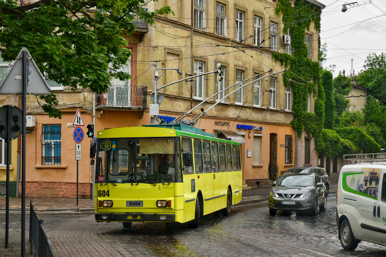 Львов, Škoda 14Tr11/6 № 604