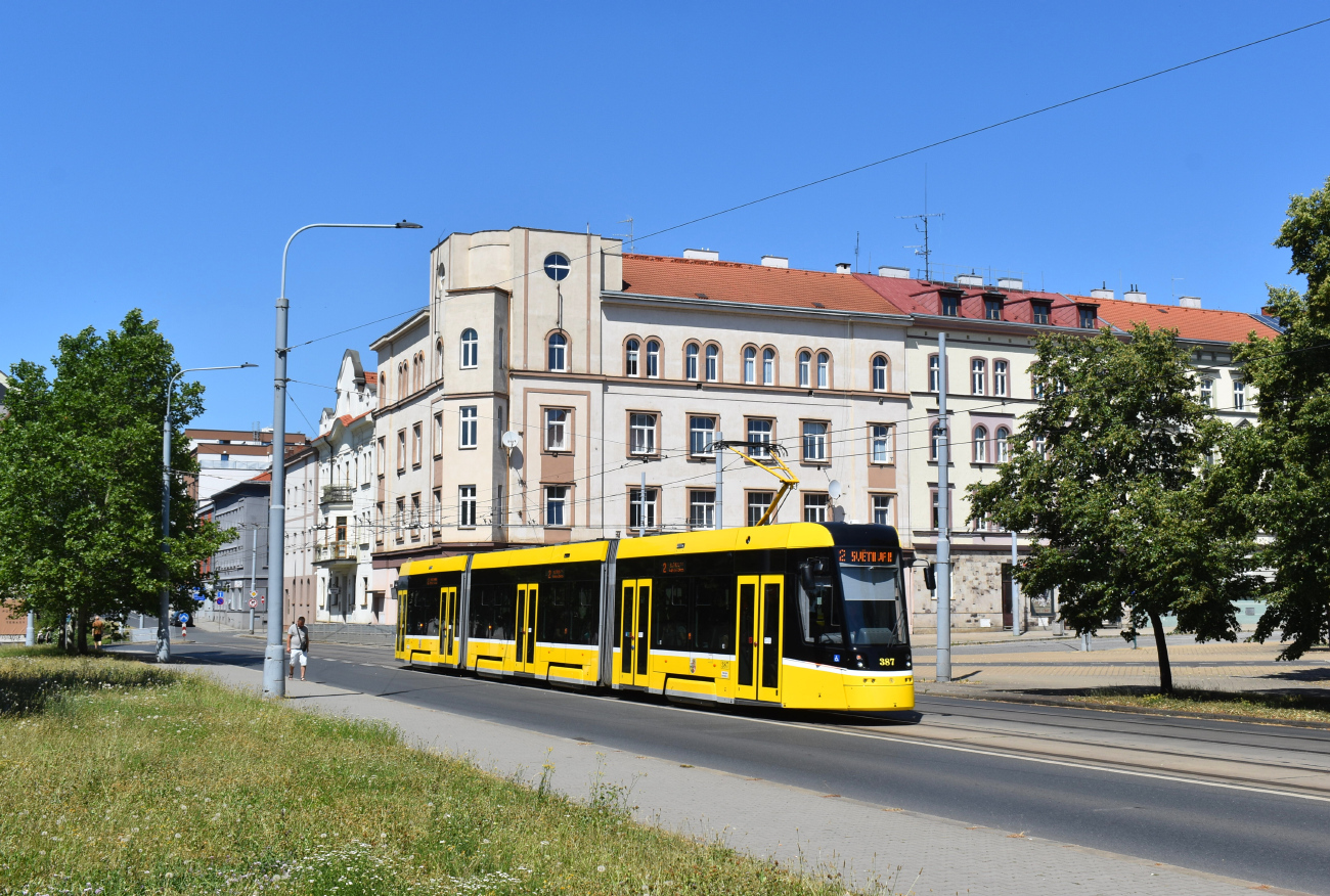 Пльзень, Škoda 40T ForCity Smart № 387