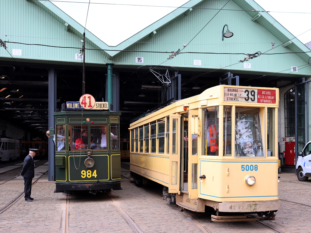 Брюссель, Двухосный моторный Nivelles № 984; Брюссель, MIVB/STIB Series 5000 № 5008; Брюссель — 100 лет линии 39 (15/06/2025)