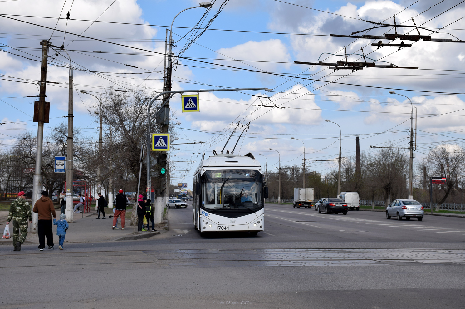 Волгоград, БКМ 32100D № 7041