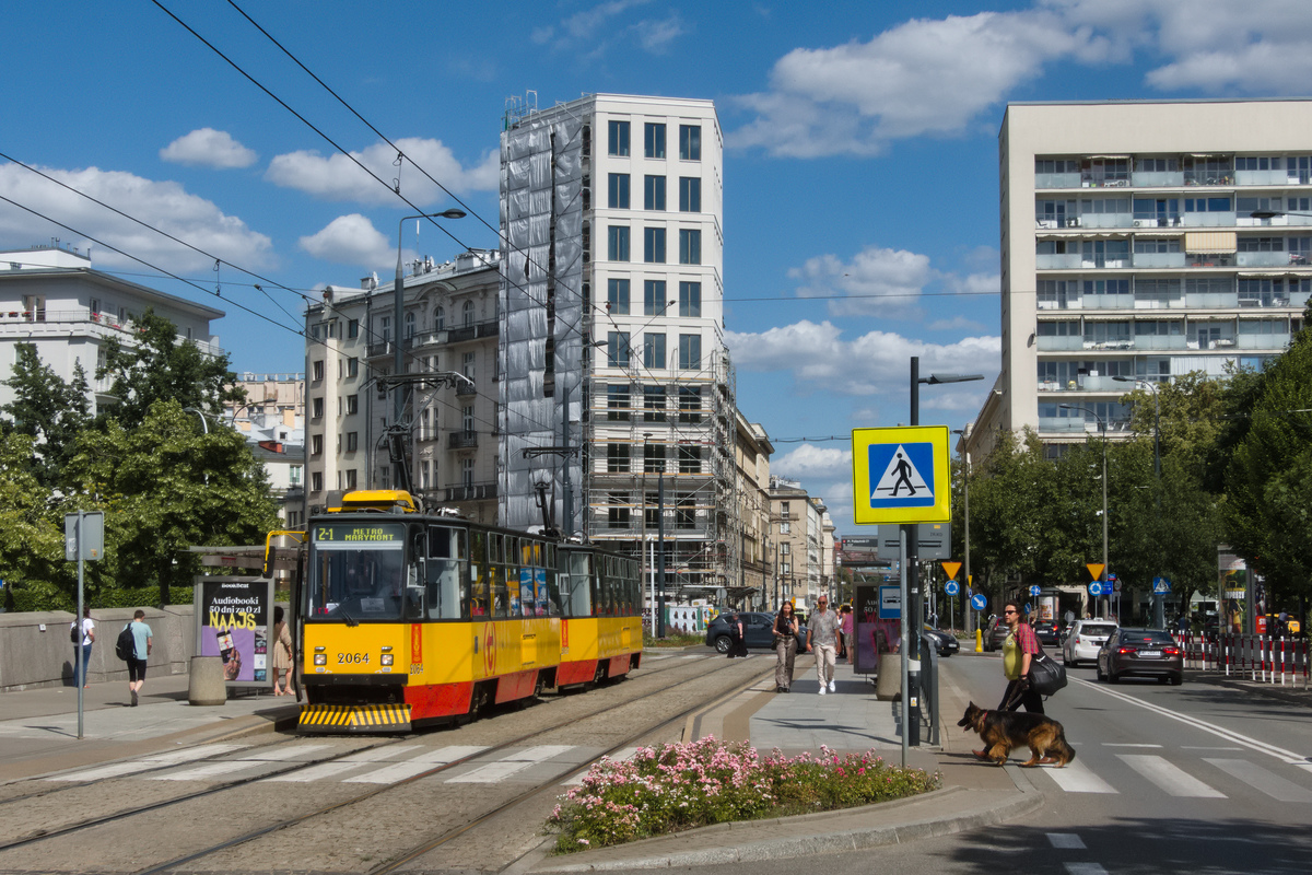 Варшава, Konstal 105N2k № 2064