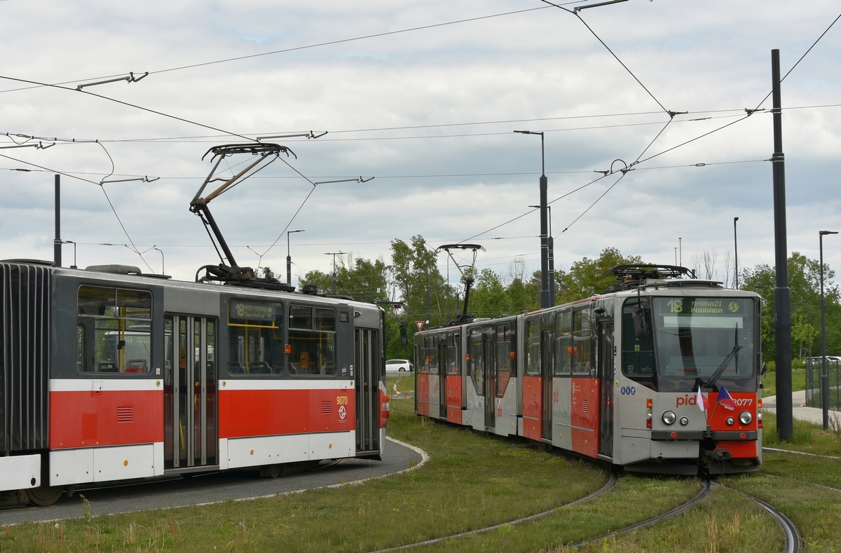 Прага, Tatra KT8D5R.N2P № 9077