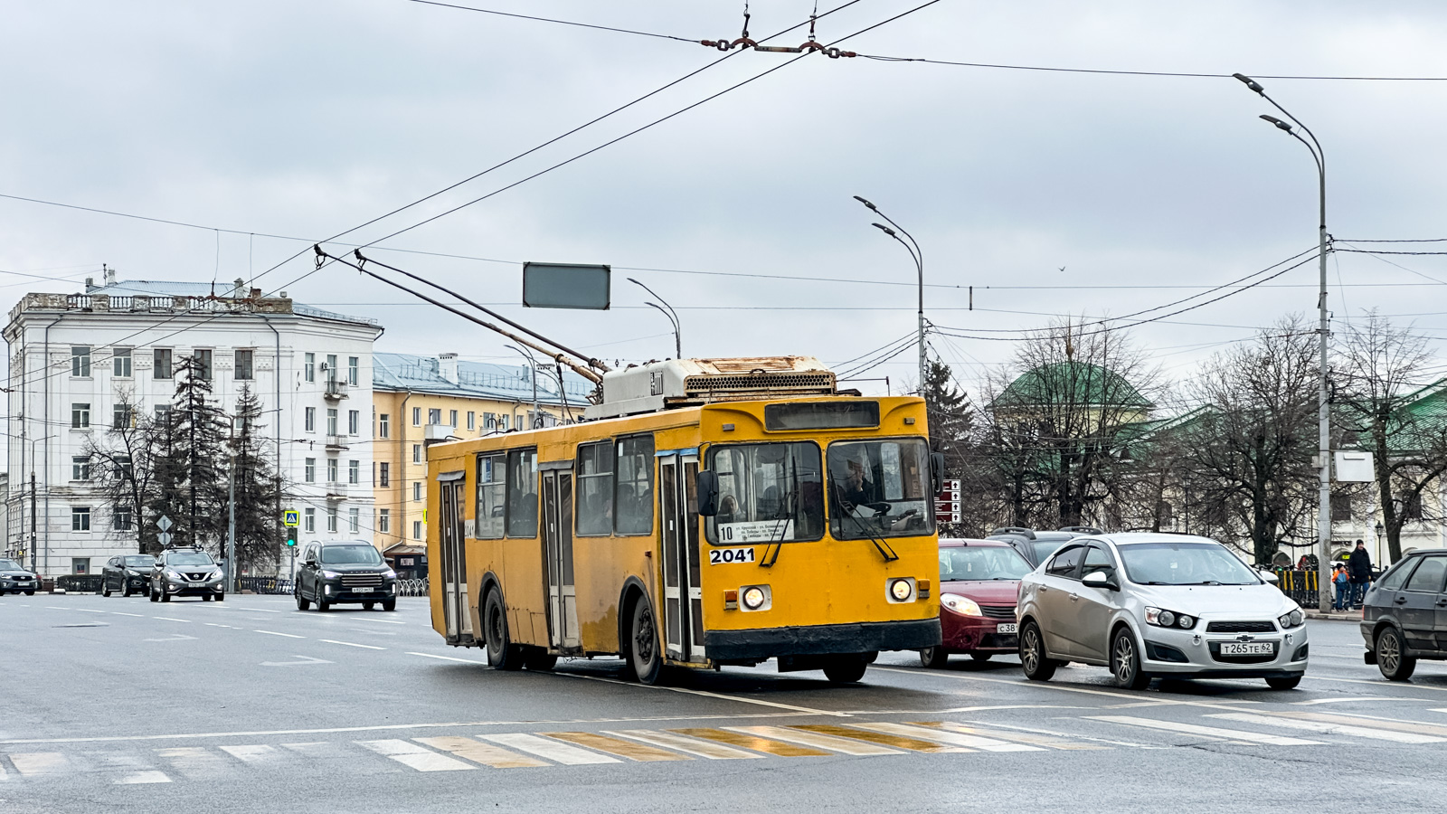 Рязань, ЗиУ-682ГМ1 (с широкой передней дверью) № 2041